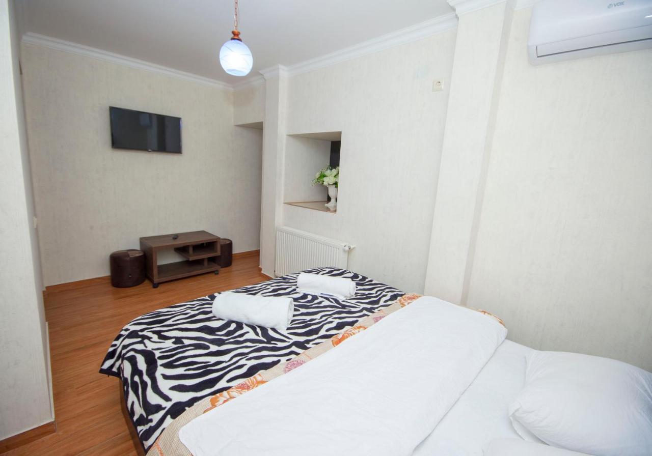 Hotel Elegant 2 Тбілісі Екстер'єр фото