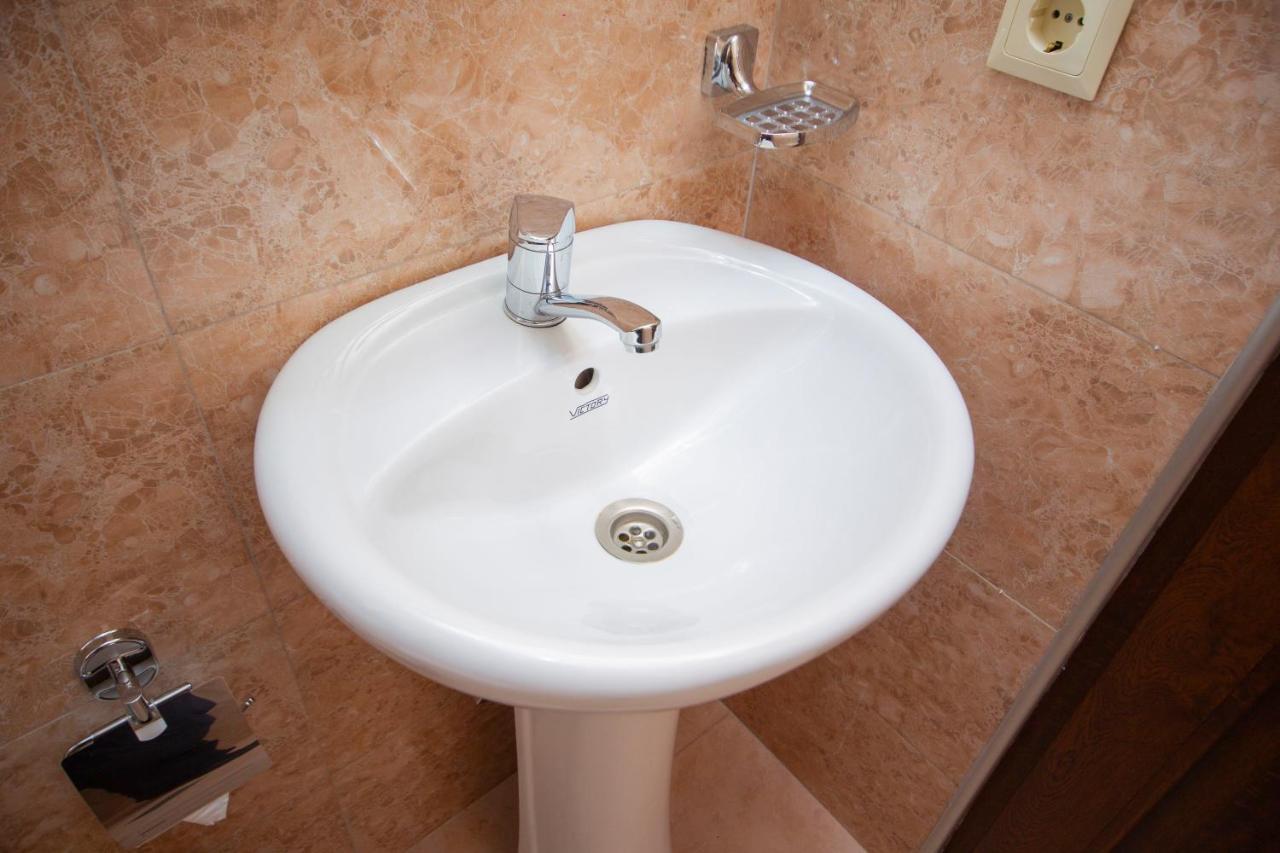Hotel Elegant 2 Тбілісі Екстер'єр фото